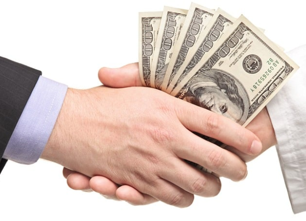 Eri pankkitilit, eri käyttötarkoitukset – mitä hyötyä niistä on kasinopelaajille